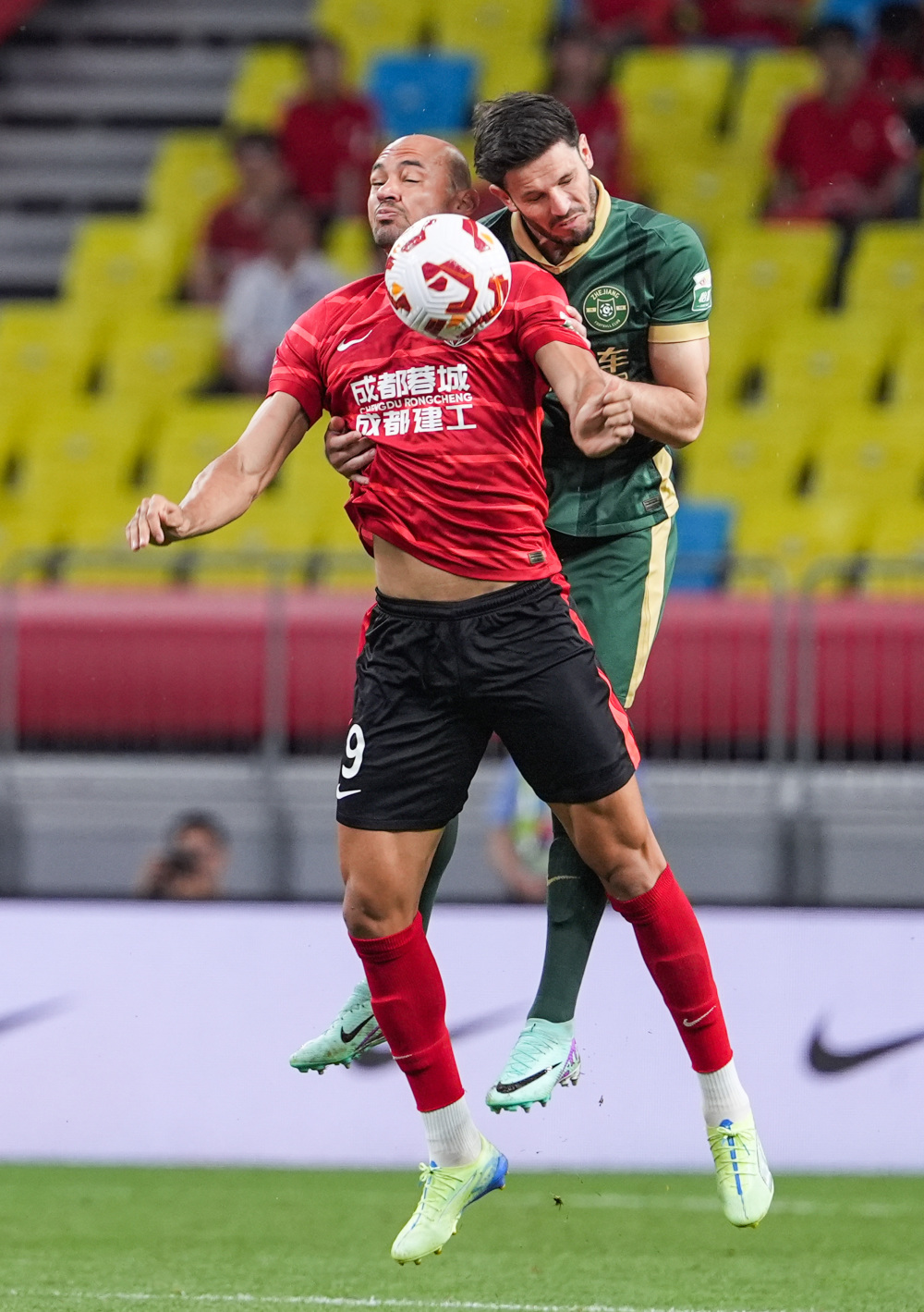 罗体：布罗佐维奇与利雅得胜利续约谈判无进展，尤文正在关注（罗马体育报：布罗佐维奇与利雅得胜利续约陷入僵局，尤文图斯密切关注）