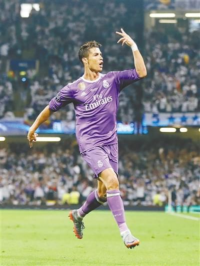 斯帕莱蒂：尤文要像真正的狮子，即便面对小老鼠也要全力以赴（斯帕莱蒂：尤文要做真正的狮子，哪怕对阵弱旅也必须倾尽全力）