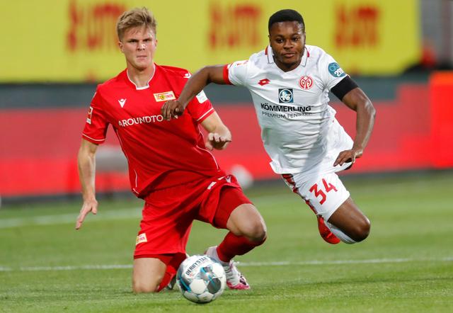 合同明夏到期，格策：我明年34岁了，若还能帮助球队就很积极（格策谈合同明夏到期：明年34岁，只要还能帮助球队就会继续积极）