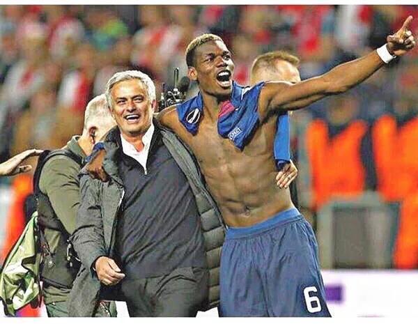 安德里希：边路不施加压力中路不贴防，这相当于邀请拜仁进攻（安德里希：边路缺压迫、中路不贴身，等于向拜仁发出进攻邀请）