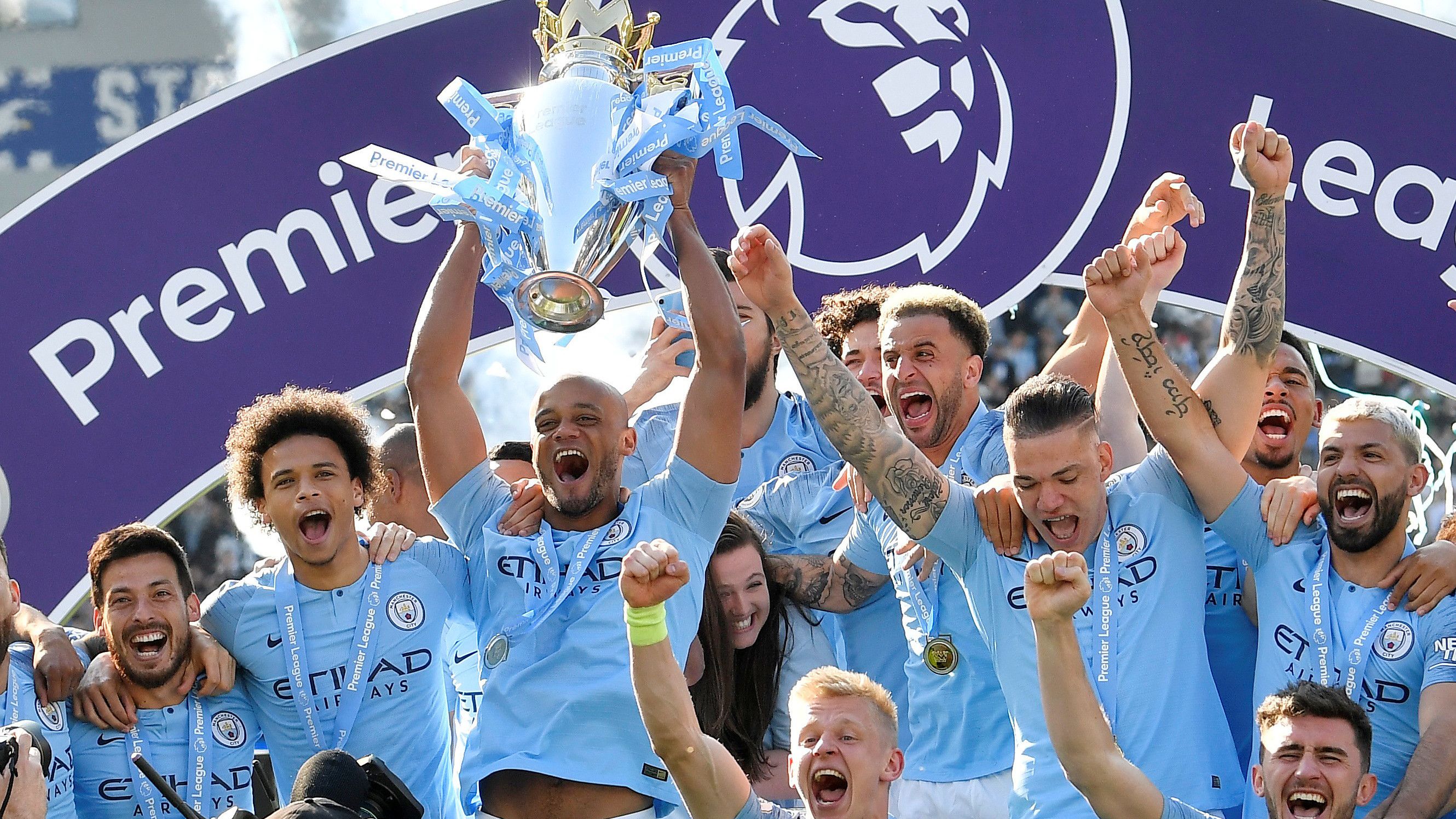 德泽尔比：我没和国米接触过；路易斯-恩里克需要信任（德泽尔比否认与国米有接触，称路易斯-恩里克应获信任）