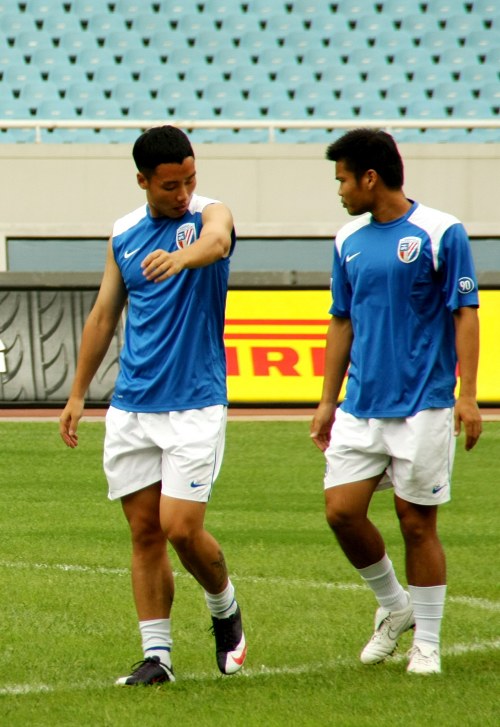 卫报报道巴勒斯坦与巴斯克友谊赛：一个关乎伤痛和希望的故事（卫报聚焦巴勒斯坦与巴斯克友谊赛：在伤痛与希望之间）