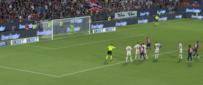 中国篮球笑话！CBA临开赛三天仍没转播商 难道只有现场观众看