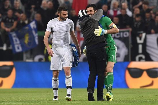 击剑冠军黄芊芊预祝2025海丝国际文旅节成功