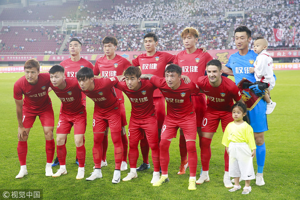 伤愈复出，卡瓦尼时隔两个月再次代表博卡出场并打进一粒点球（伤愈回归，卡瓦尼阔别两月再披博卡战袍，点射破门）