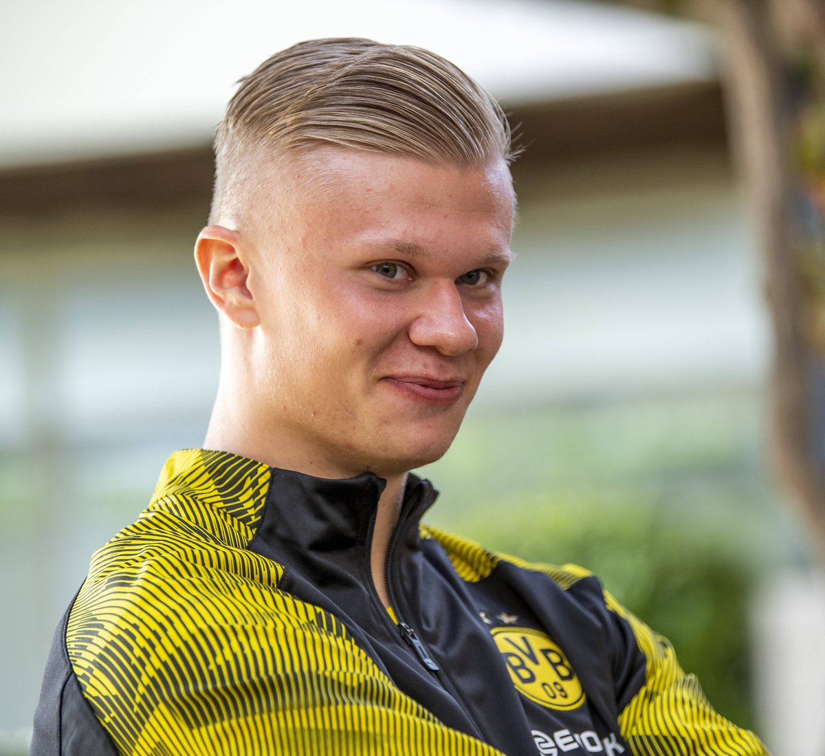 意足协主席：为世界杯附加赛推迟或暂停意甲并非可行选项（意大利足协主席：为世界杯附加赛推迟或中止意甲不现实）